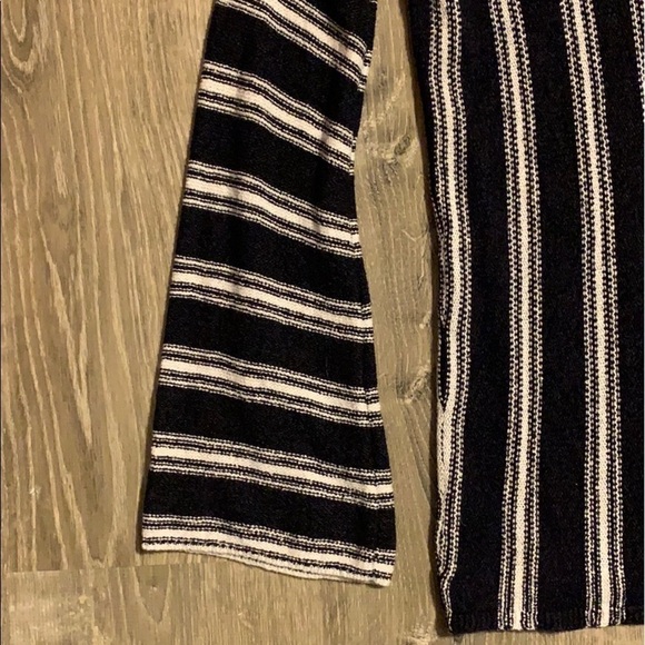 Express Tie Back Sweater - Picture 11 of 12